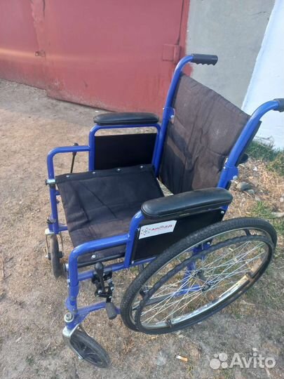 Инвалидная коляска