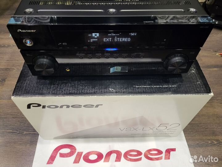 Ресивер Pioneer VSX-LX52