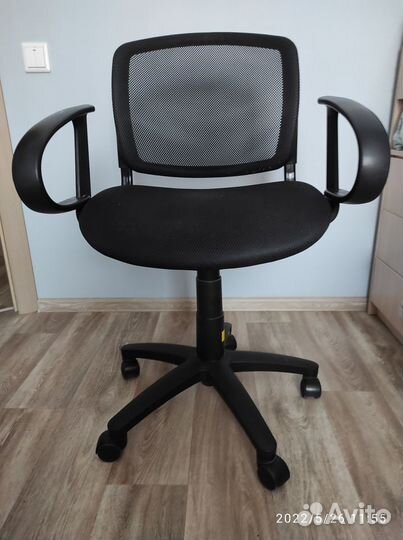 Компьютерное кресло