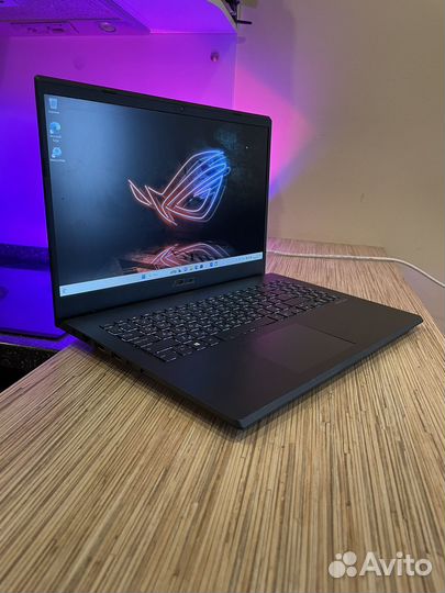 Asus i5 8300/gtx 1650/SSD 512