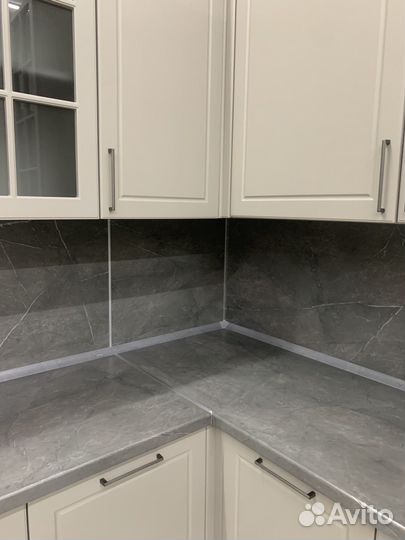 Угловая кухня