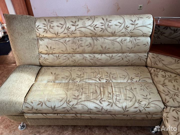 Угловой диван бу