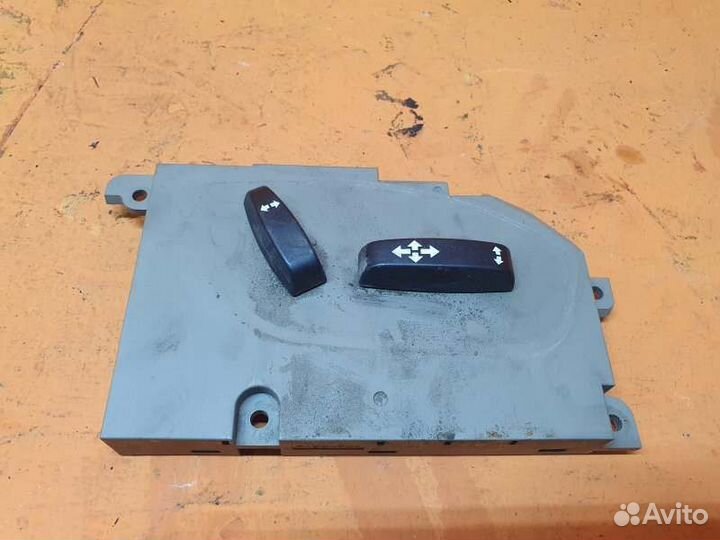 Блок управления сиденьем передний правый Volvo