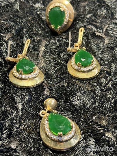 Комплект из серебра