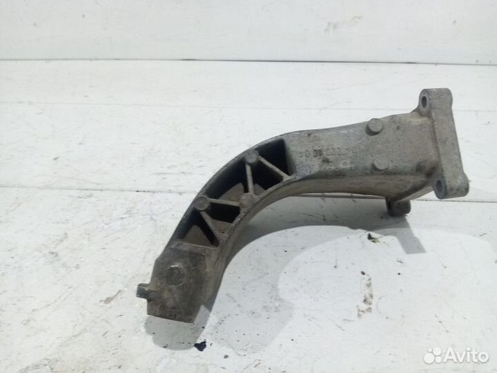 Кронштейн двигателя правый Mercedes-Benz E-Class 2