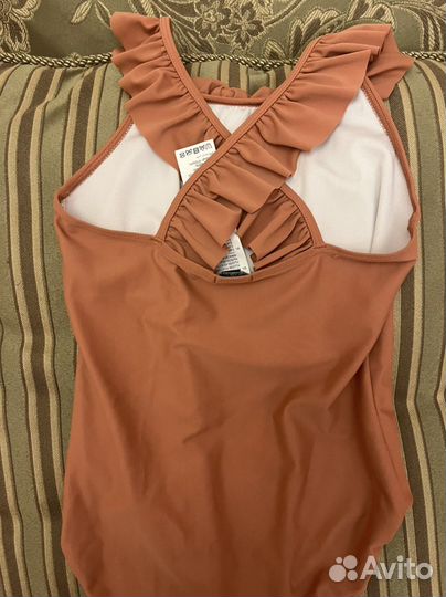 Купальник слитный 12 лет новый