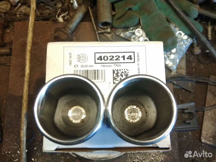 Поршни задних суппортов 38 мм. Форд