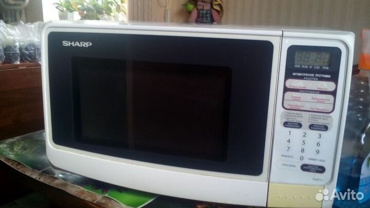 Микроволновая печь Шарп, 800вт, б/у, отл. сост