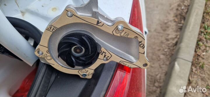 Помпа ford focus 2