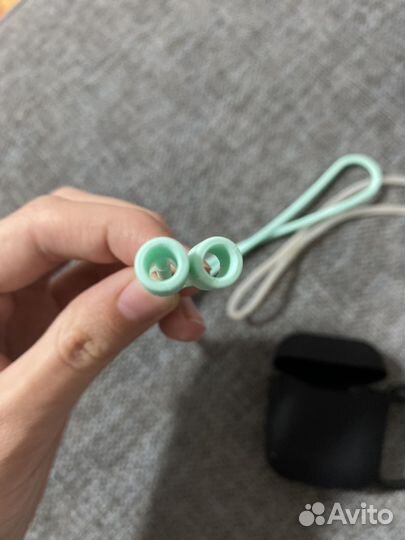 Чехол для Airpods + держатели для наушников