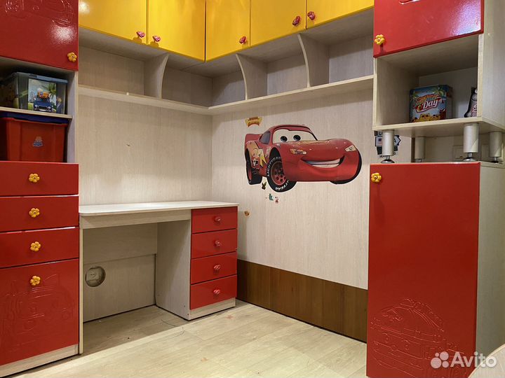 Набор мебели школьника