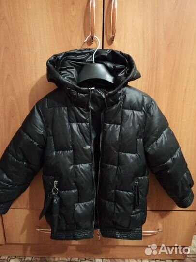 Куртка демисезонная на девочку на 7-9 лет134