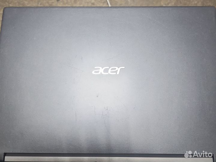 Acer aspire 7 A715-75G-59GA