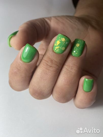 Маникюр с покрытием гель-лак