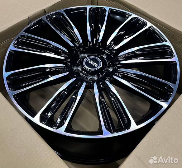 Диски на Range Rover Velar Рендж Ровер Велар R22
