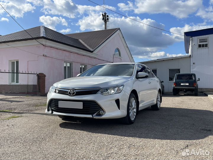 Toyota Camry, 2015