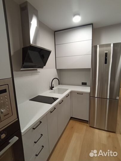 Мастер по изготовлению кухонь и шкафов на заказ