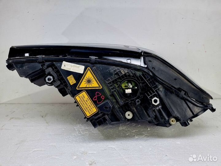 BMW g07 X7 (c 18) фара правая