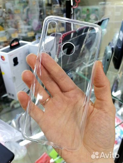 Чехлы на Honor 10i