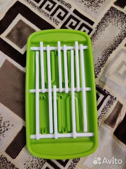 Сушилка для бутылочек и нагрудник