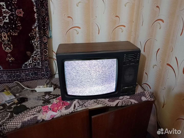 Телевизор велс СССР рабочий цветной