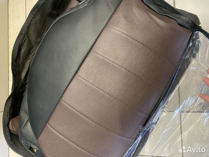 Чехлы на volkswagen jetta