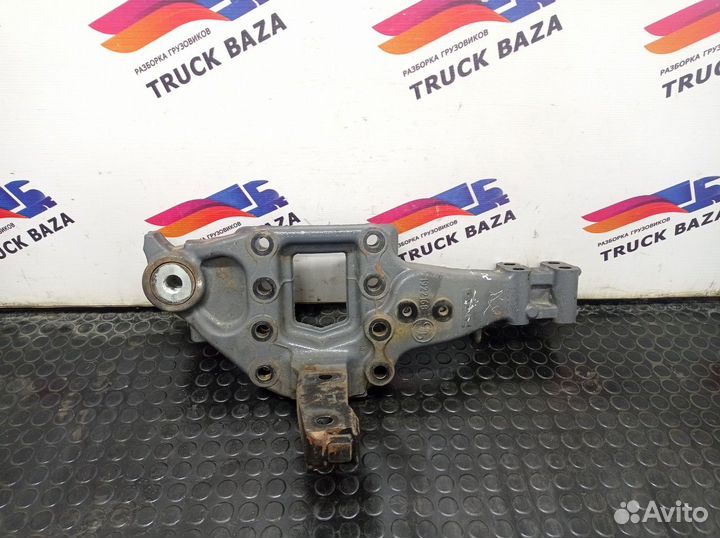 Кронштейн торсиона кабины правый Daf XF106