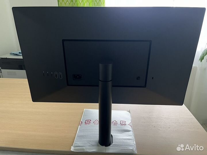 Монитор LG 4K 24md4kl (для mac)