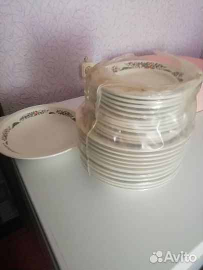 Набор тарелок новый