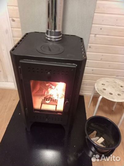 Печь камин на дровах