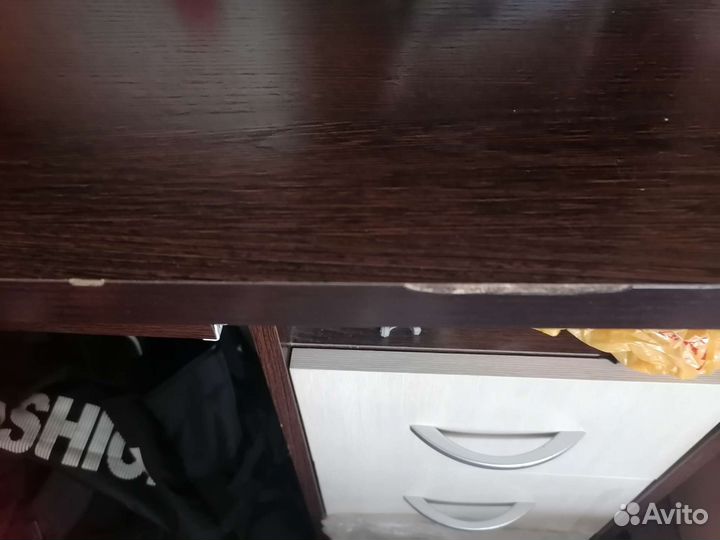 Компьютерный стол