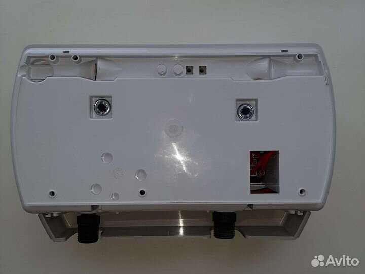 Нагреватель воды проточный