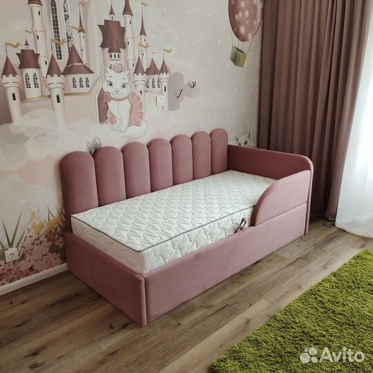 Кровать детская угловая