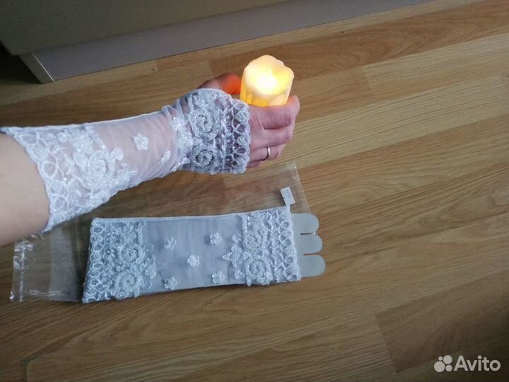 Перчатки свадебные