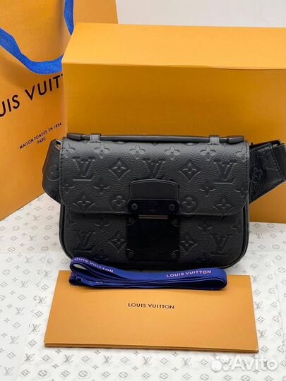 Сумка на пояс louis vuitton
