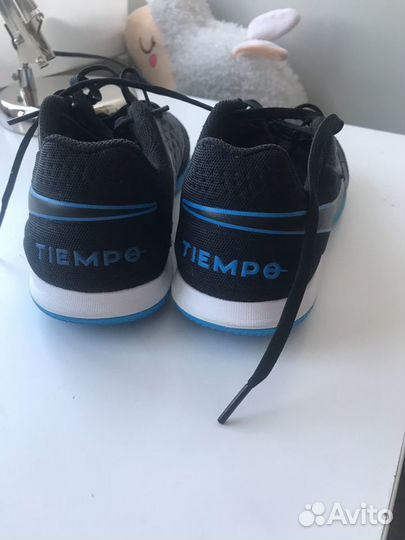 Футзалки nike tiempo legend 8 39 размер