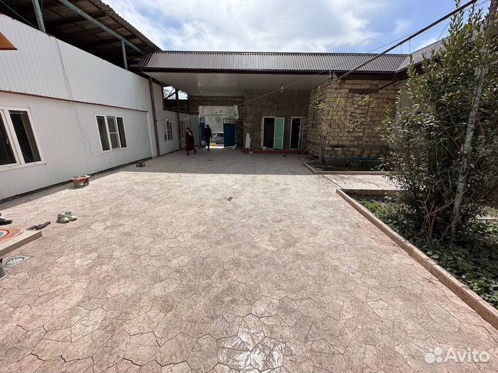 Плиточник строитель