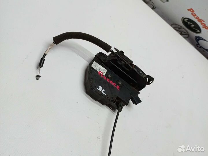 Замок задний левый Renault Fluence