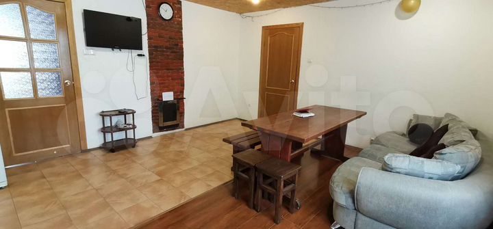 Коттедж 100 м² на участке 8 сот.