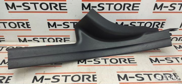 Накладка на порог салона задняя левая Bmw 7-Series