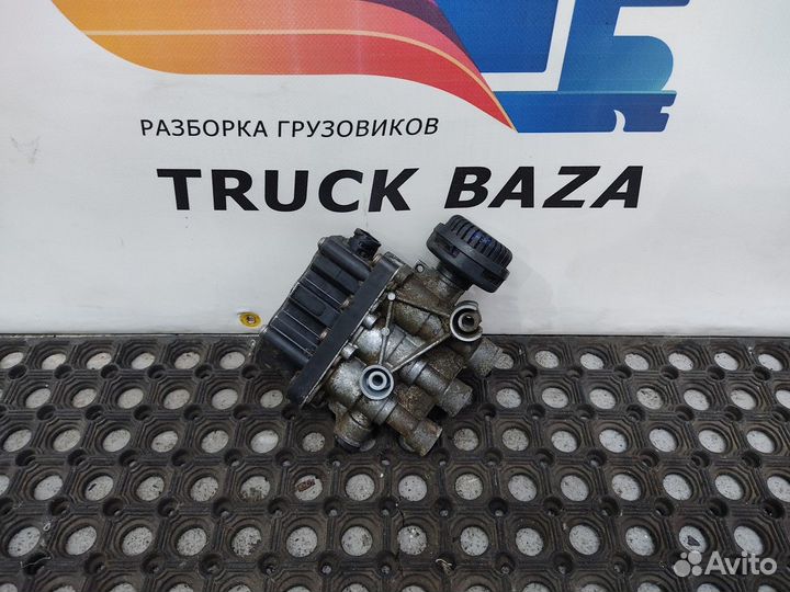 81259026238 Кран уровня пола главный