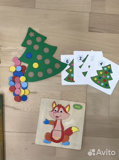 Книги, домино, пазлы и логические игры