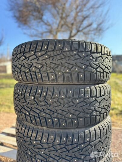 Nokian Tyres Nordman 7 SUV 215/65 R16 102T