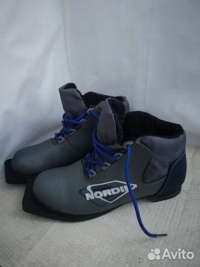 Лыжные ботинки 40 размер