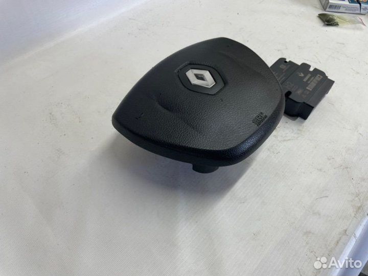 Подушка безопасности руля Renault Duster F4R410