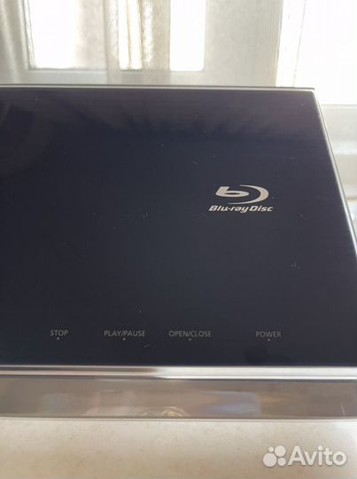 Blu-ray проигрыватель «Samsung». Модель: BD-C7500