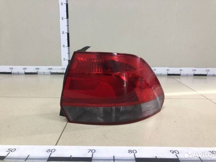 Фонарь задний правый Volkswagen Polo Sed RUS 2011