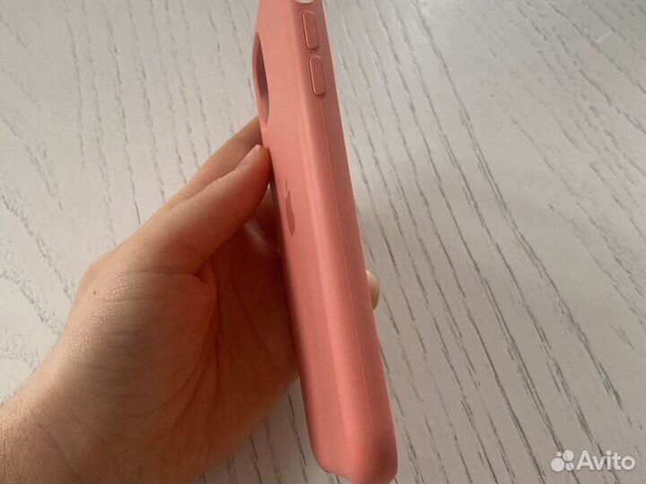 Чехол на айфон 11