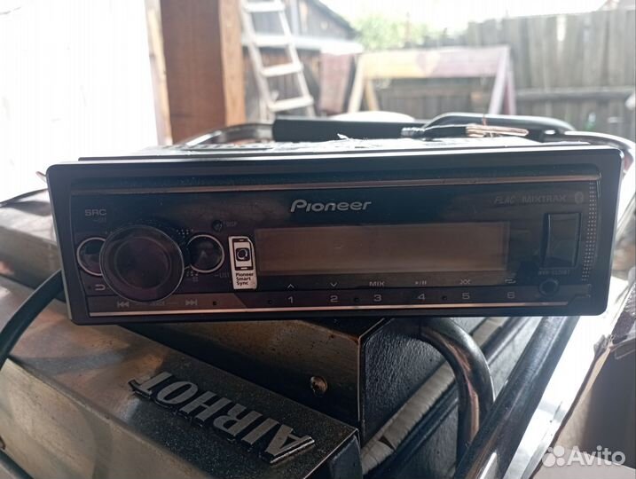 Pioner mvh s520bt