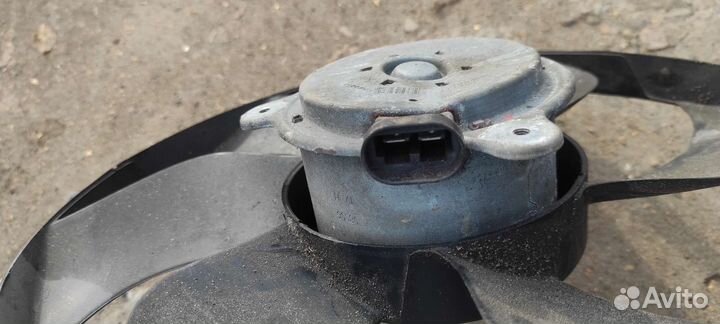 Вентилятор охлаждения радиатора Nissan Note e11